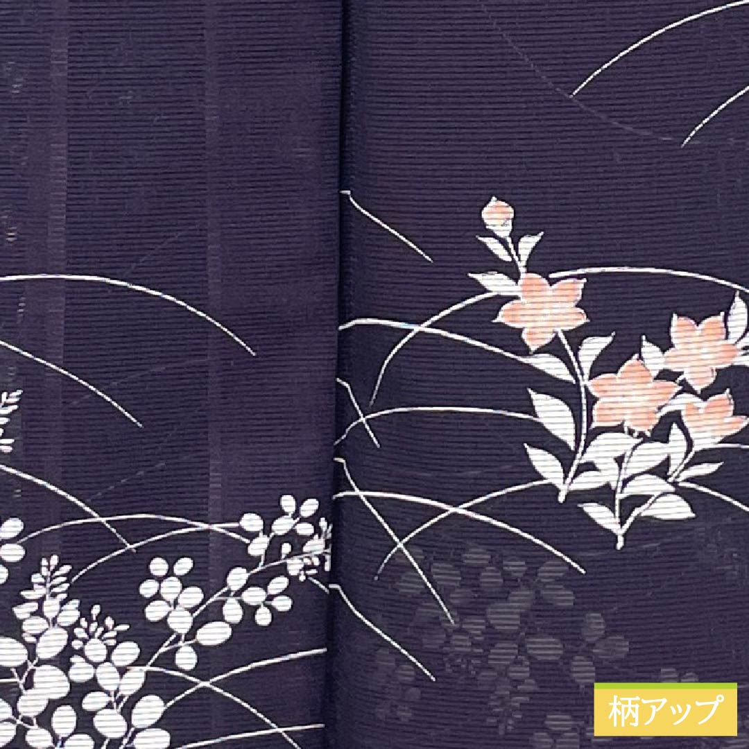 夏物 ポリエステル 小紋 身丈158cm 裄丈63cm 紫烏色（しうしょく） 露芝 草花 洗える着物 絽 Bランク 紫系 1132002044320
