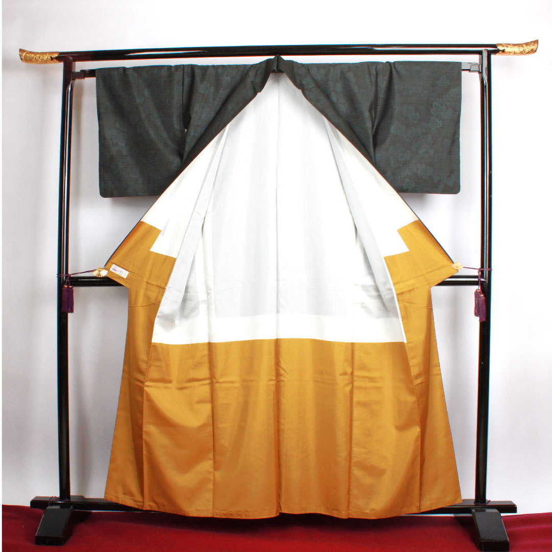 大島紬 身丈159.5cm 裄丈64cm 緯総絣 蔦模様 正絹 Aランク 袷 紺系 1116001823318