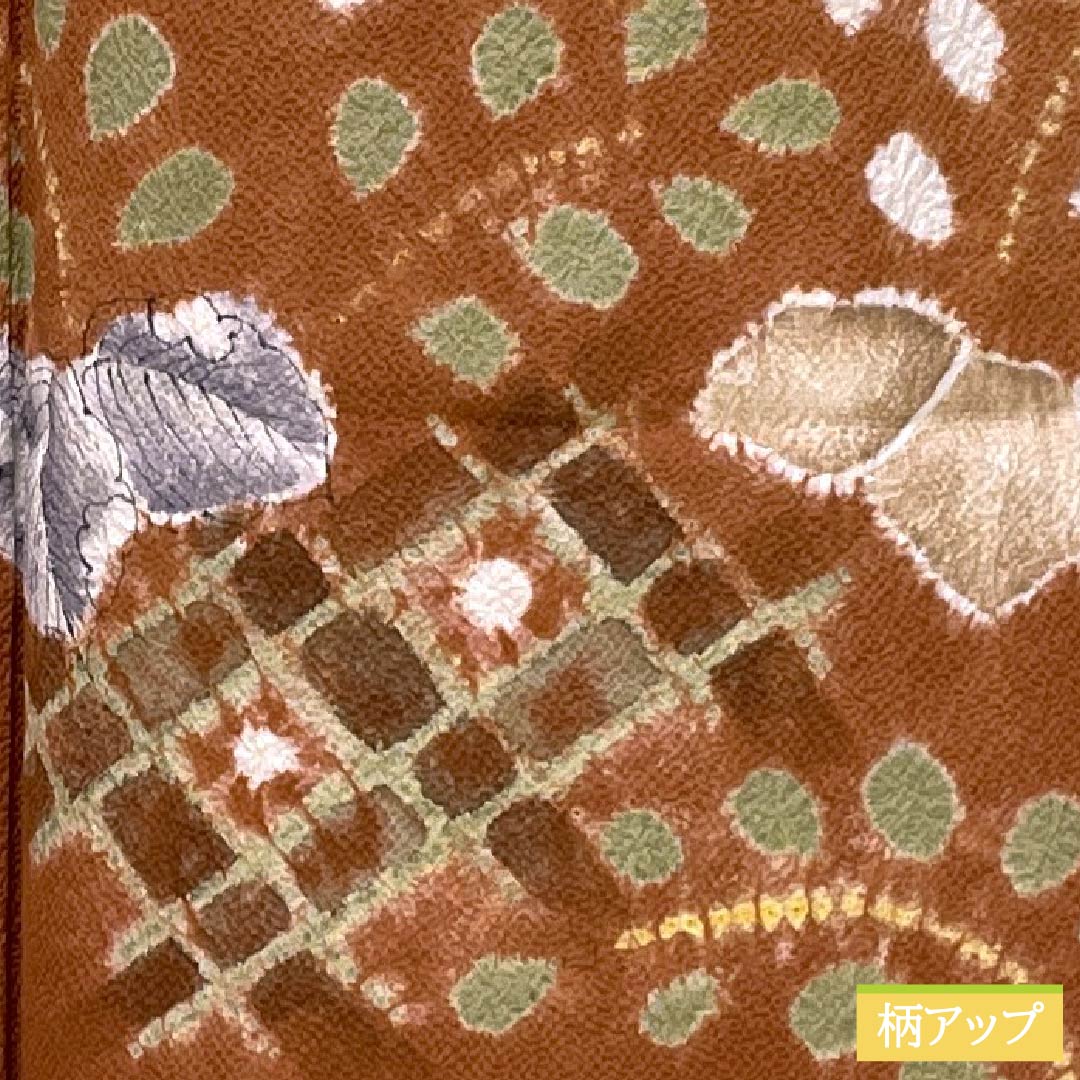 Homongi (formal kimono) made of pure silk, rank B, lined, length 158cm, sleeve length 67cm, Saganezuiro (Saga gray) color, tie-dyed, paulownia wood crepe, brown with basting thread, product number 1112007084314