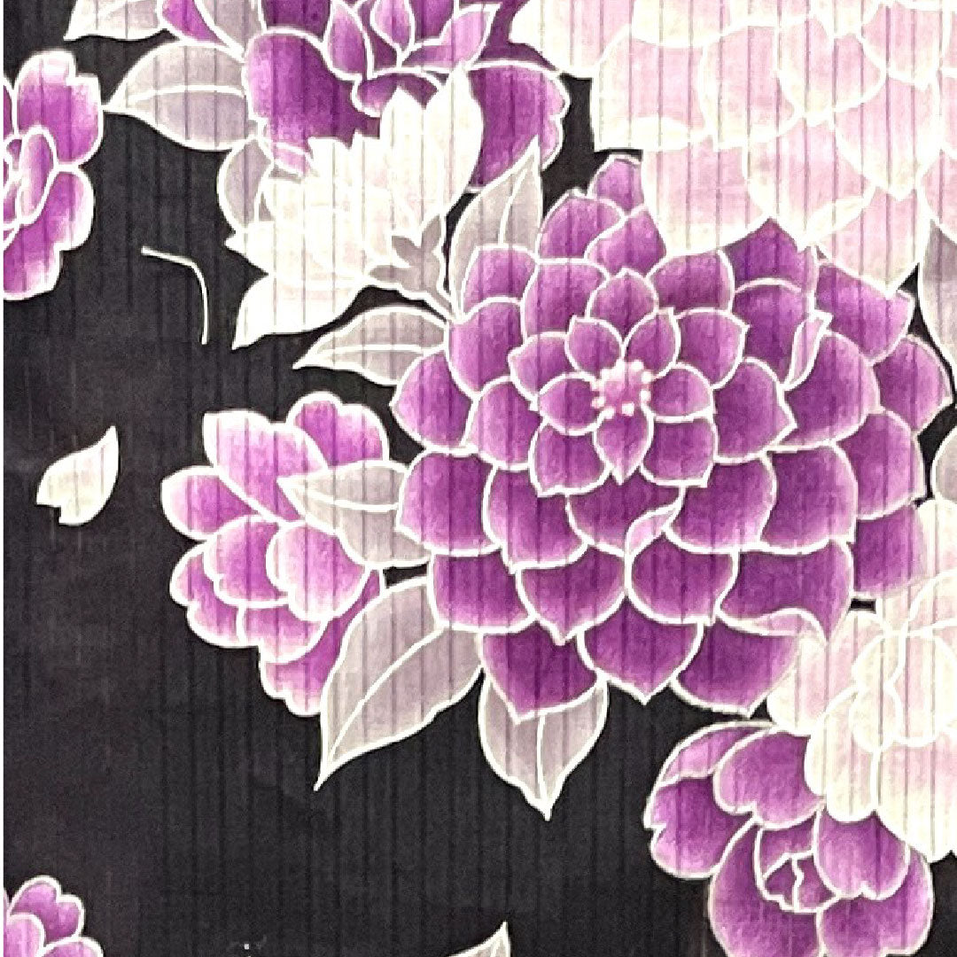 浴衣 菊 薔薇 木綿 Sランク 単衣 身丈165.5cm 裄丈66.5cm 黒系 1118001372510