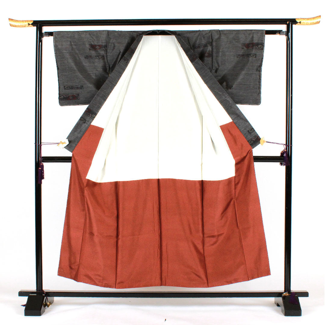 大島紬 身丈154.5cm 裄丈62cm 緯総絣 草花模様 正絹 Aランク 袷 黒系 1116001523210