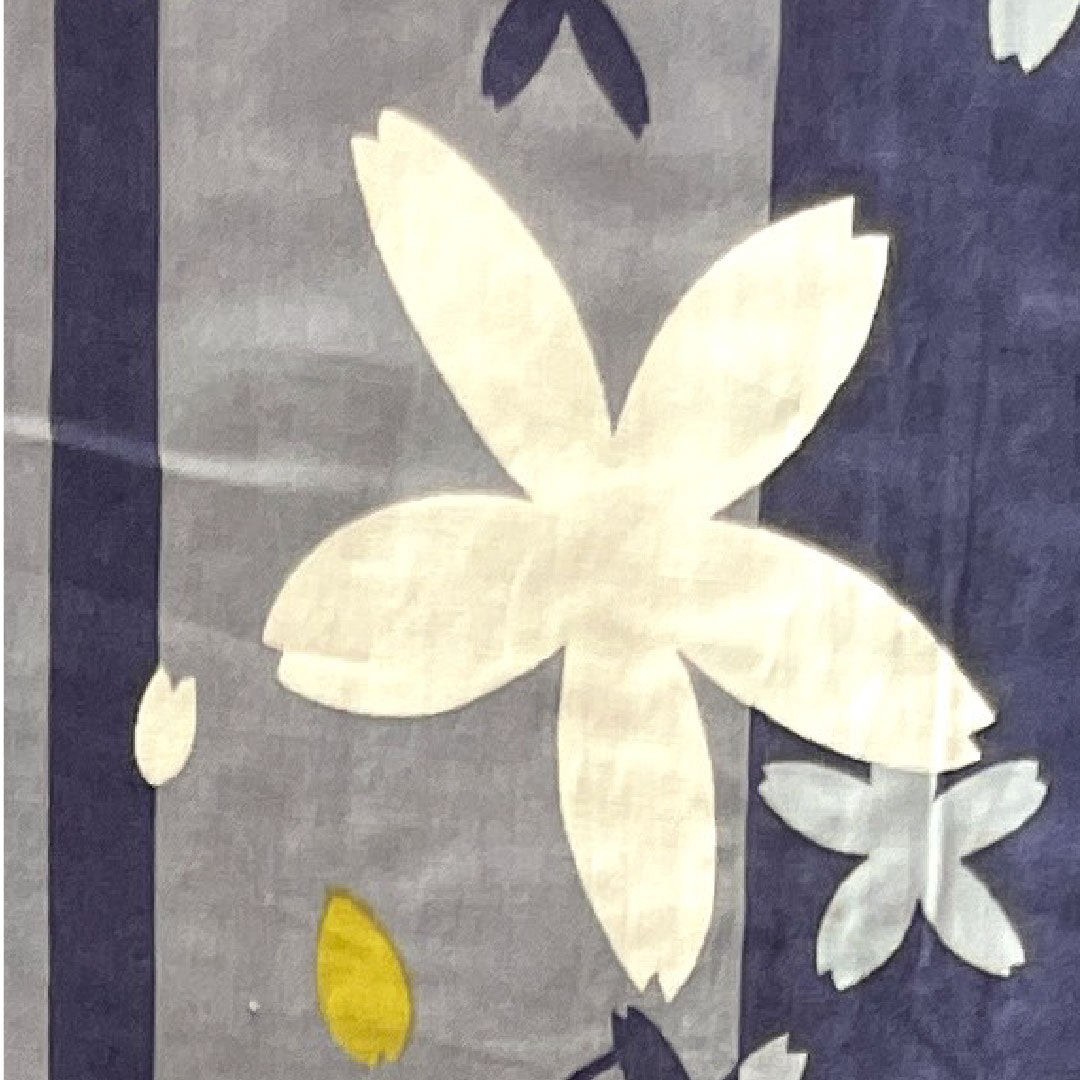 Yukata with basting thread, unused, cherry blossom, cotton, S rank, single layer, length 162cm, sleeve length 64cm, gradation pattern, 1118002832499