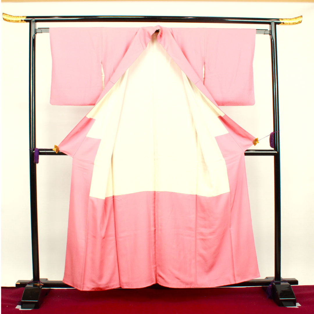 色無地 長春色 菊 八重片喰  身丈153.5cm 裄丈61cm 袷  正絹 Aランク ピンク系 1114000593213