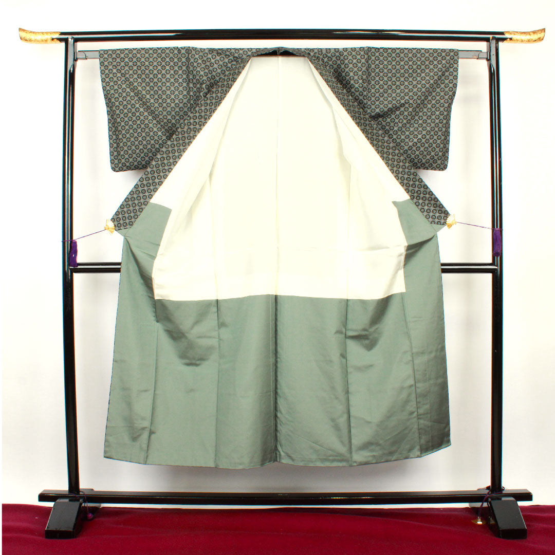 村山大島 身丈148cm 裄丈62.5cm 幾何学模様 正絹 Aランク 袷 黒系 1116001953110