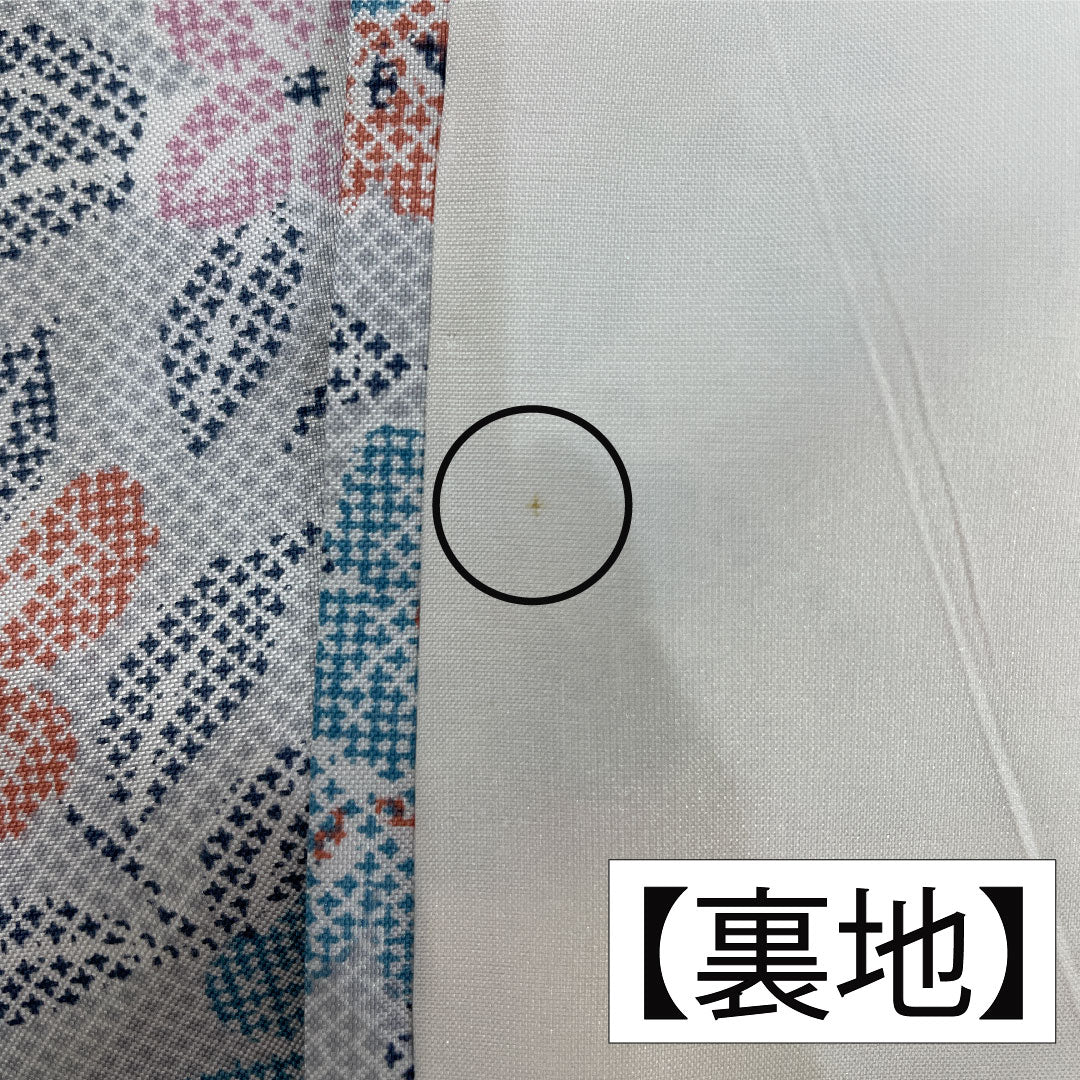 小紋 ポリエステル 身丈165cm 裄丈66cm 袷 胡粉色（ごふんいろ） 洗える着物 草花模様 Aランク グレー系 1115004513522