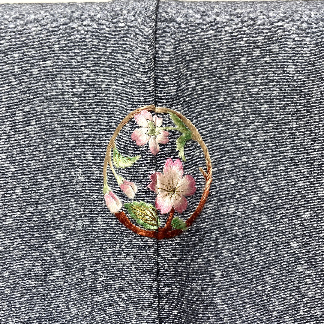 訪問着 正絹 袷 身丈155cm 裄丈63.5cm 青袋鼠色（せいたいねずいろ） 辻ヶ花 タタキ染 一つ紋 花紋 Sランク グレー系 1112005142322