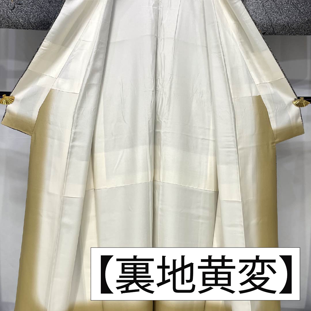 リサイクル着物】小紋 正絹 身丈157.5cm 裄丈63.5cm 袷 型染 線