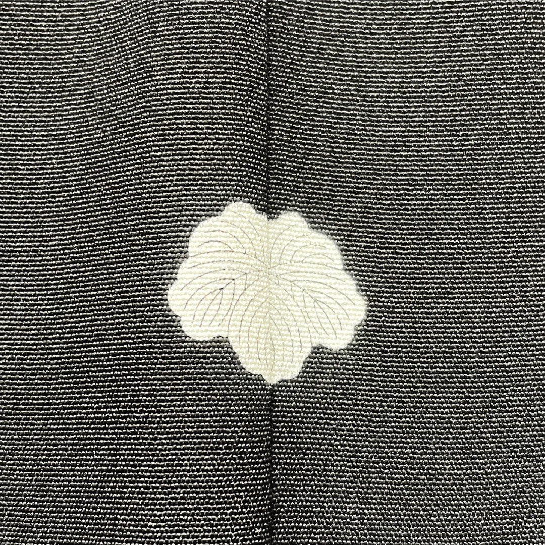 Black formal kimono, pure silk, length 156cm, sleeve length 65cm, lined, Kyoto Yuzen, crane, auspicious motif, five crests, ivy, A rank, black, 1111001753310