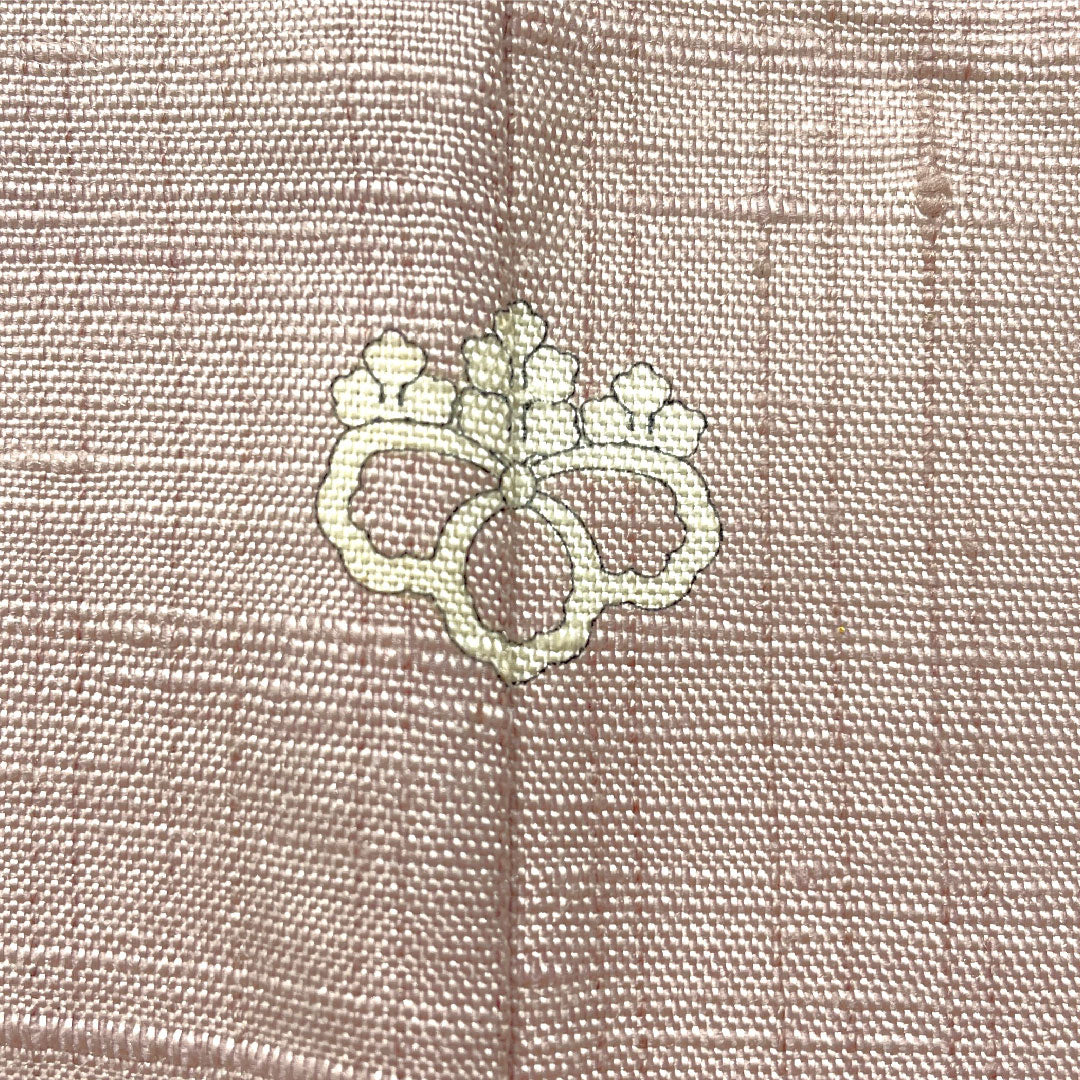 色無地 正絹 身丈163cm 裄丈64cm 蒼白色（そうはくしょく） 紬地 一つ紋 中陰五三桐 袷 Sランク 紫系 1114001812420