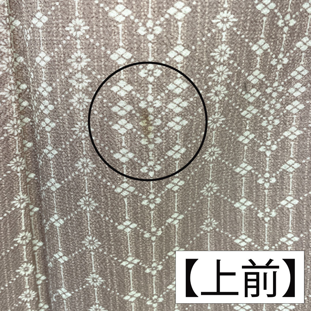 小紋 正絹 Aランク 身丈144.5cm 裄丈60.5cm 単衣 嵯峨鼠色（さがねずいろ） 幾何学模様 ピンク系 1115007623113