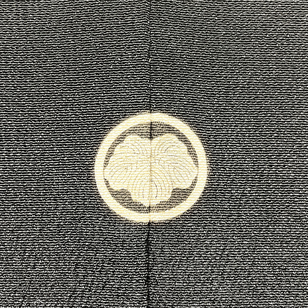 Black formal kimono, pure silk, length 154cm, sleeve length 61.5cm, lined, Kyoto Yuzen, pine, bamboo and plum, folding screen, five crests, circle with ivy, A rank, black, 1111001653210