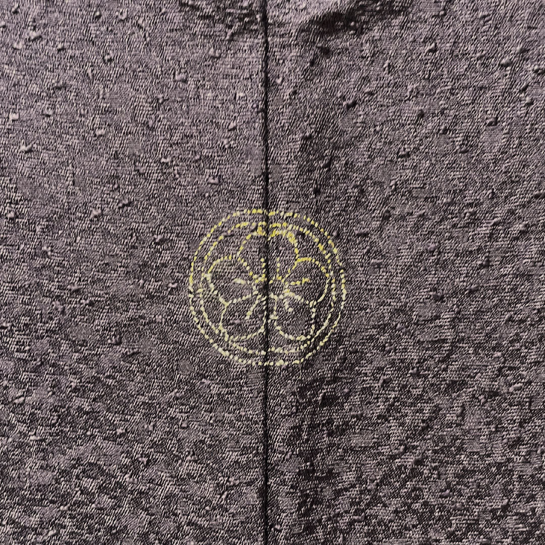 Plain color, pure silk, length 160.5cm, sleeve length 66.5cm, dark blue, one crest, plum blossom in a circle, lined, A rank, purple, 1114001293420