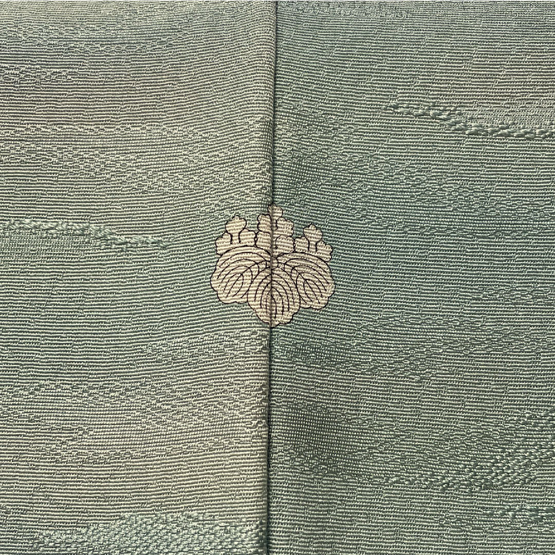 色無地 正絹 身丈156cm 裄丈64cm 砧青磁色（きぬたせいじいろ） 天蚕糸 丹後ちりめん 一つ紋 袷 Sランク 青系 1114001572317