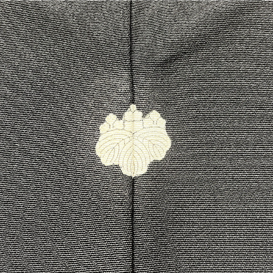 Black formal kimono, pure silk, length 165cm, sleeve length 66cm, lined, Kyoto yuzen, period figure and landscape pattern, artist's work, five crests, five-three paulownia, A rank, black, 1111001633510