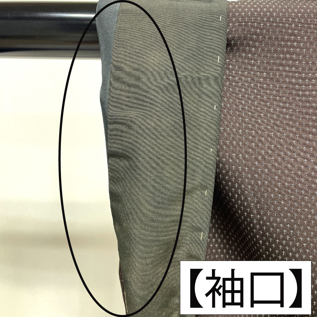 男物 正絹 Aランク 身丈138.5cm 裄丈67.5cm 石板色（せきばんいろ） 蚊絣 しつけ糸付き 袷 紫系 1119001673320