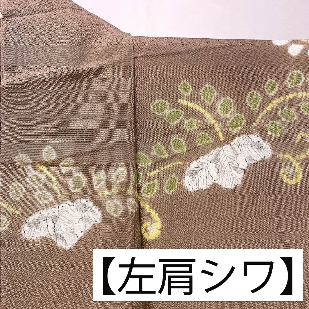 Homongi (formal kimono) made of pure silk, rank B, lined, length 158cm, sleeve length 67cm, Saganezuiro (Saga gray) color, tie-dyed, paulownia wood crepe, brown with basting thread, product number 1112007084314