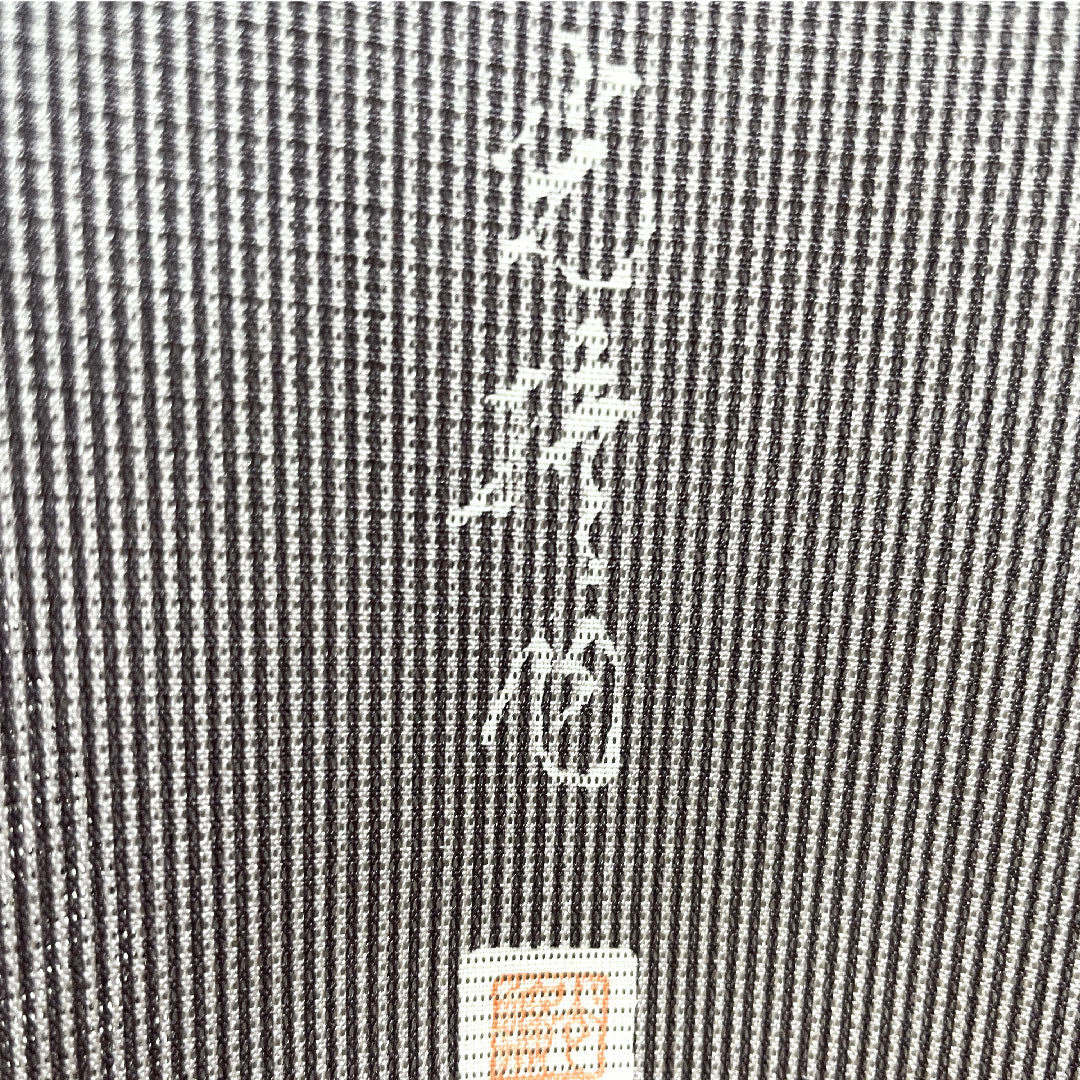 夏物 正絹 小紋 身丈148.5cm 裄丈61cm 灰桜色（はいざくらいろ） 縞 しつけ糸付き 未使用品 絽 Sランク グレー系 1132001842122