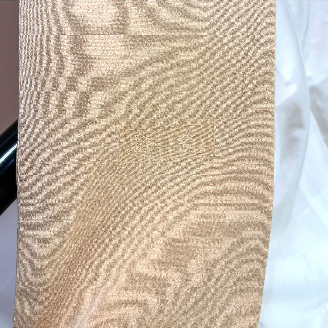 色無地 正絹 Sランク 身丈159cm 裄丈63cm 肌色（はだいろ） 一つ紋 丸に桔梗 寿光織 袷 橙系 1114002652326