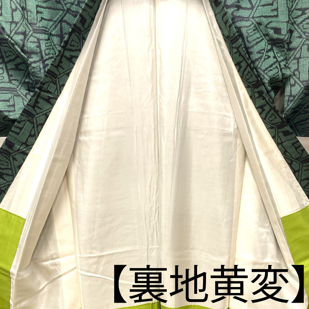 紬 身丈158cm 裄丈64cm 幾何学模様 正絹 Aランク 袷 緑系 1116002383319