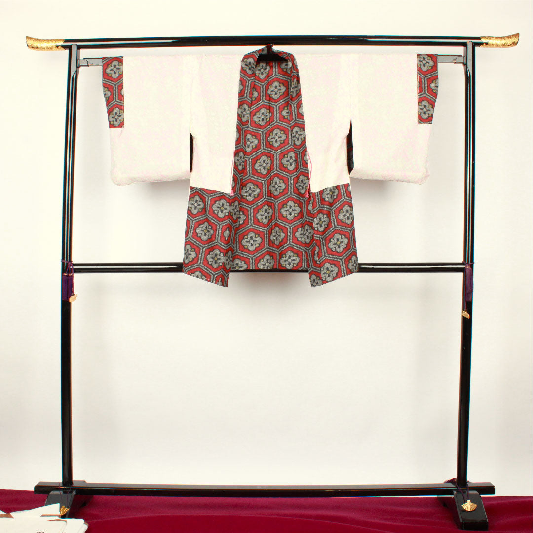 村山大島 身丈151.5cm 裄丈62cm 臙脂色 アンサンブル 亀甲に梅 正絹 Aランク 袷 赤系 1116001633212