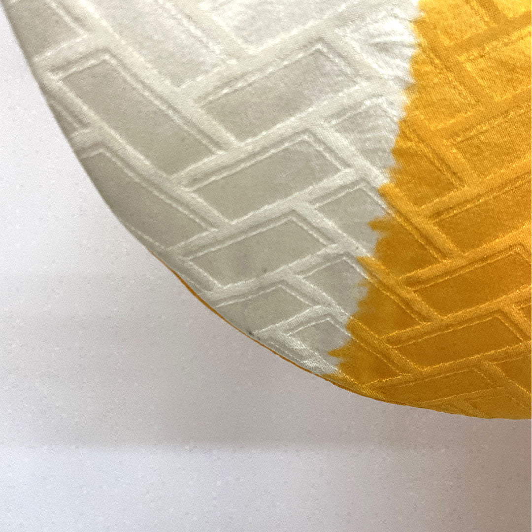 振袖 雪輪に草花 絞り 身丈156cm 裄丈62cm 正絹 Bランク  袷 黄系 1113000272323