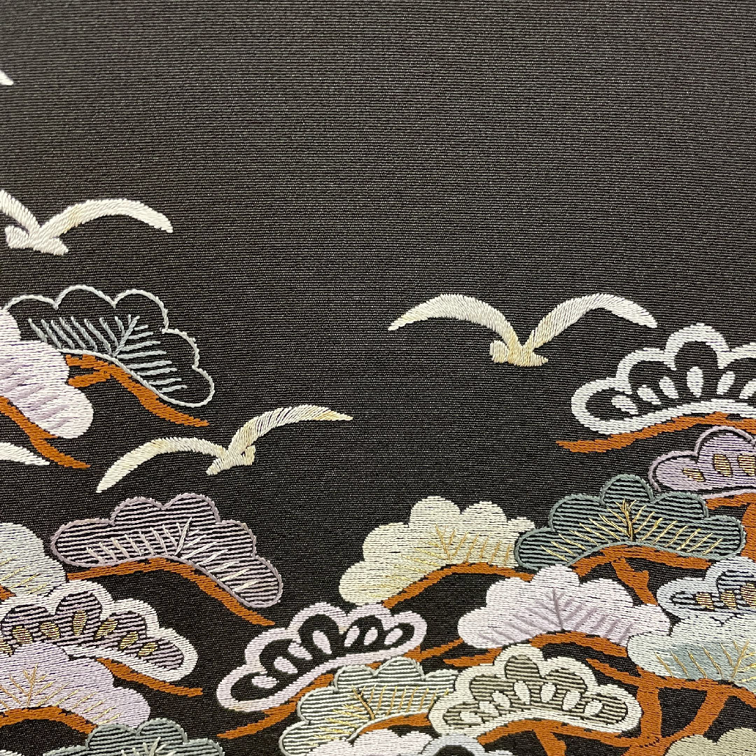 黒留袖 身丈155cm 裄丈63cm 袷 蘇州刺繡 正絹 Aランク 五つ紋 黒系 1111000103310