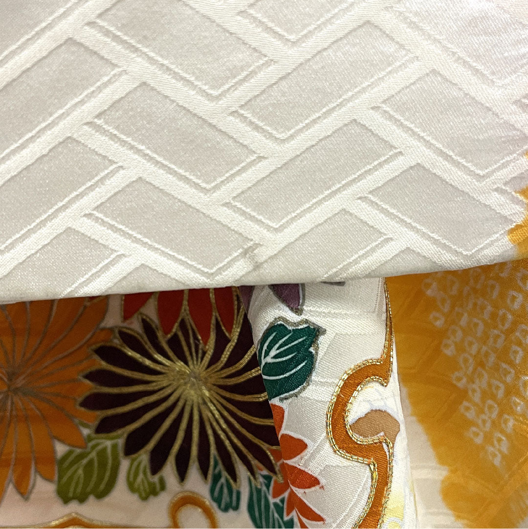 振袖 雪輪に草花 絞り 身丈156cm 裄丈62cm 正絹 Bランク  袷 黄系 1113000272323