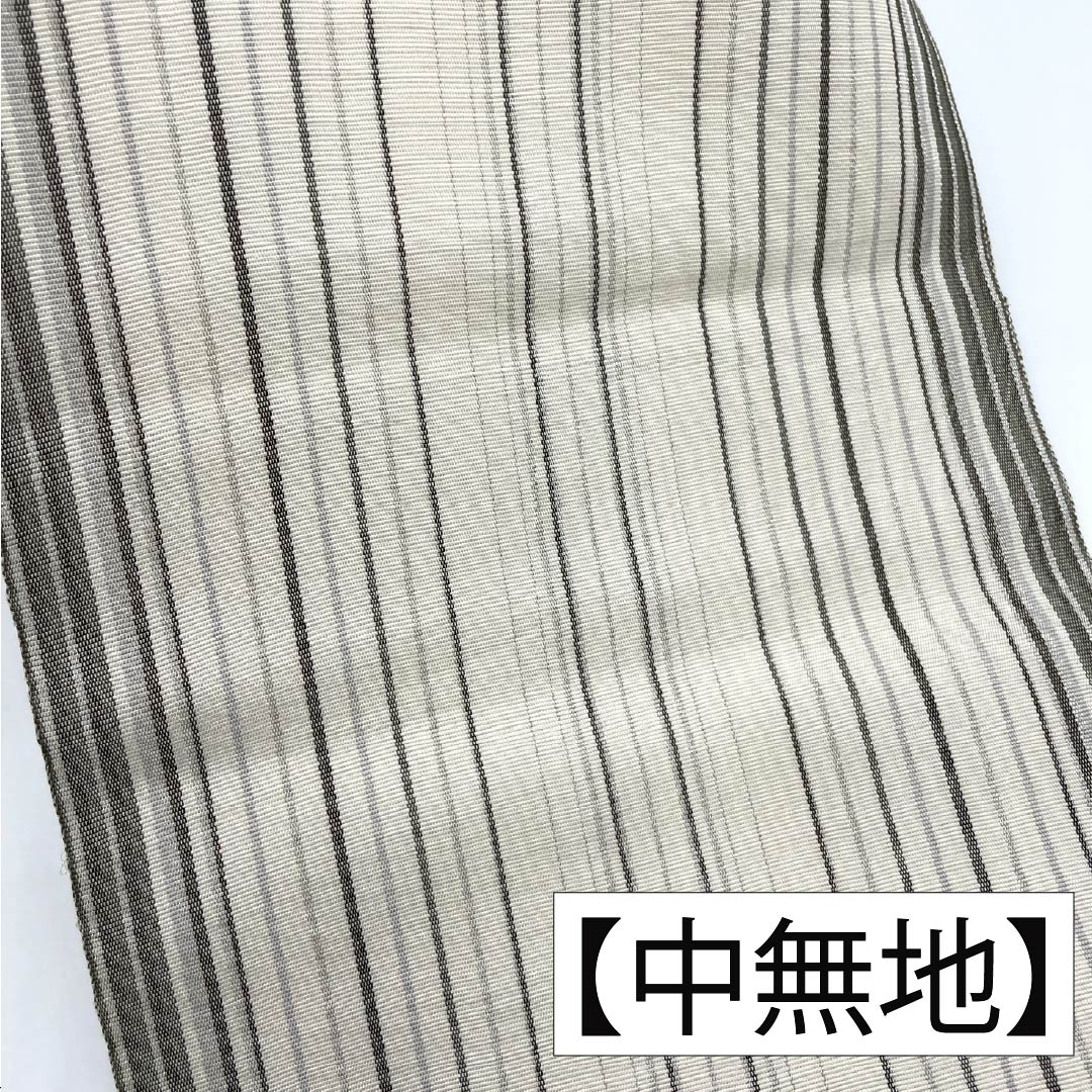 名古屋帯 正絹 Aランク 松葉仕立て 乳白色（にゅうはくしょく） 蘇州刺繡 花柄 古典柄 帯丈376cm ポイント柄 セミフォーマル 白系 1124011673311