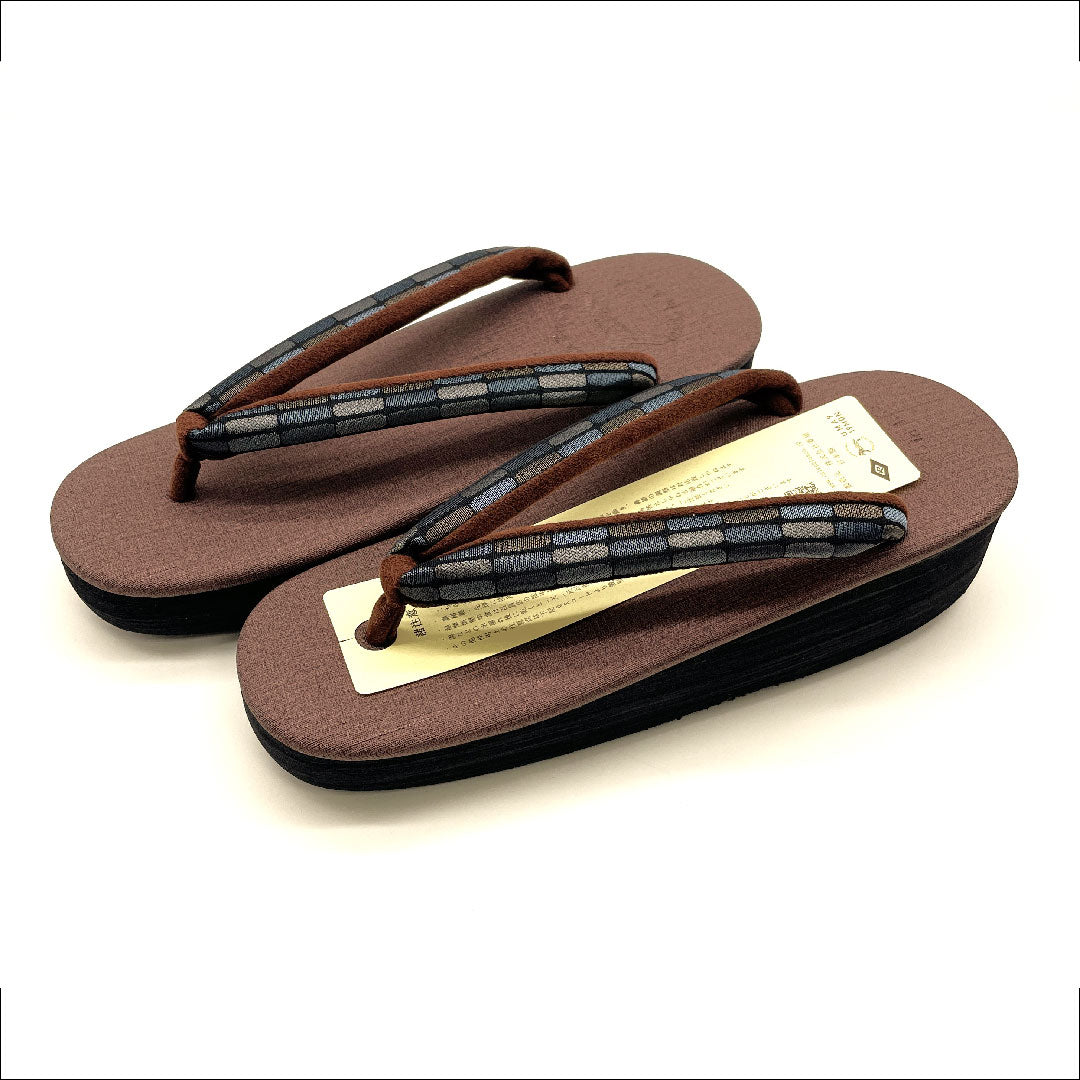 （新品未使用品）カレンブロッソ カフェ草履 Lサイズ 茶系 NEWランク 1122000871414