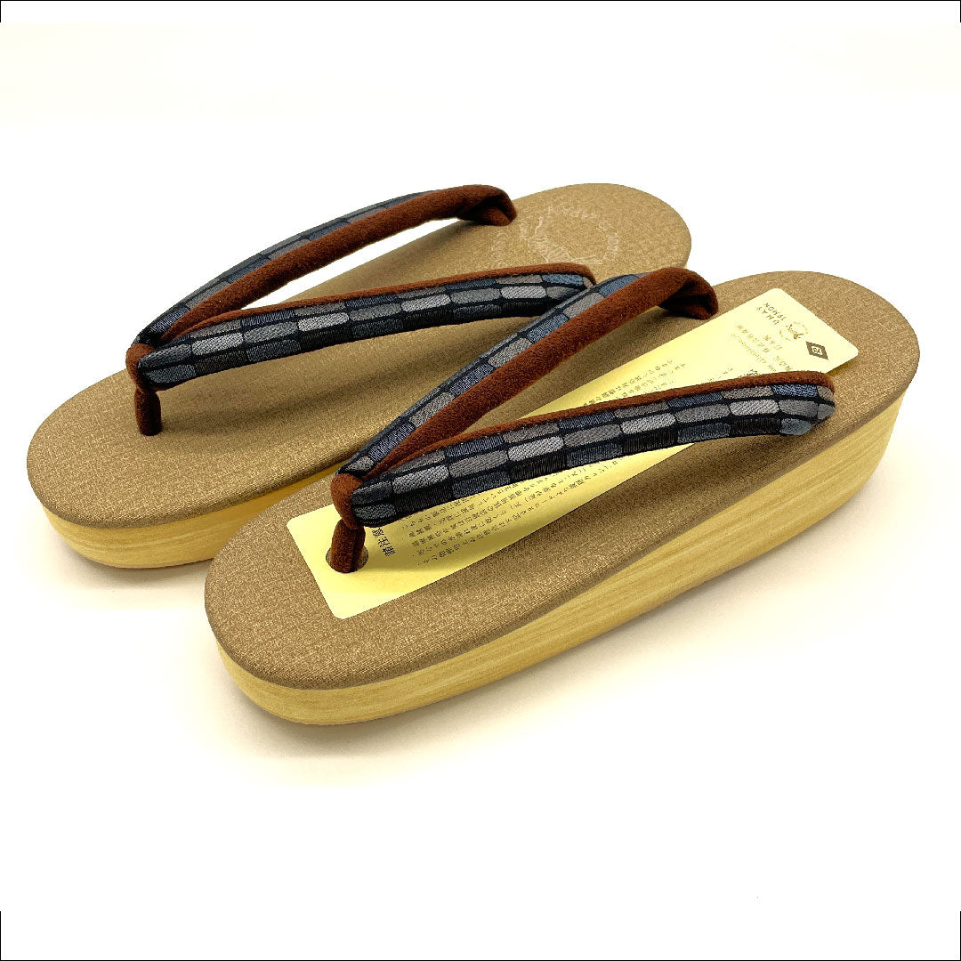 （新品未使用品）カレンブロッソ カフェ草履 Mサイズ 茶系 NEWランク 1122000771314