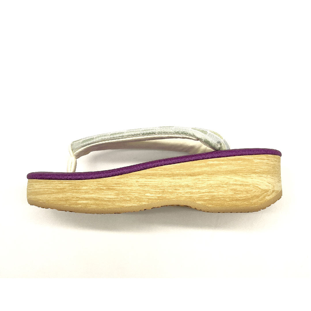 （新品未使用品）カレンブロッソ カフェ草履 Mサイズ 紫系 NEWランク 1122000601320
