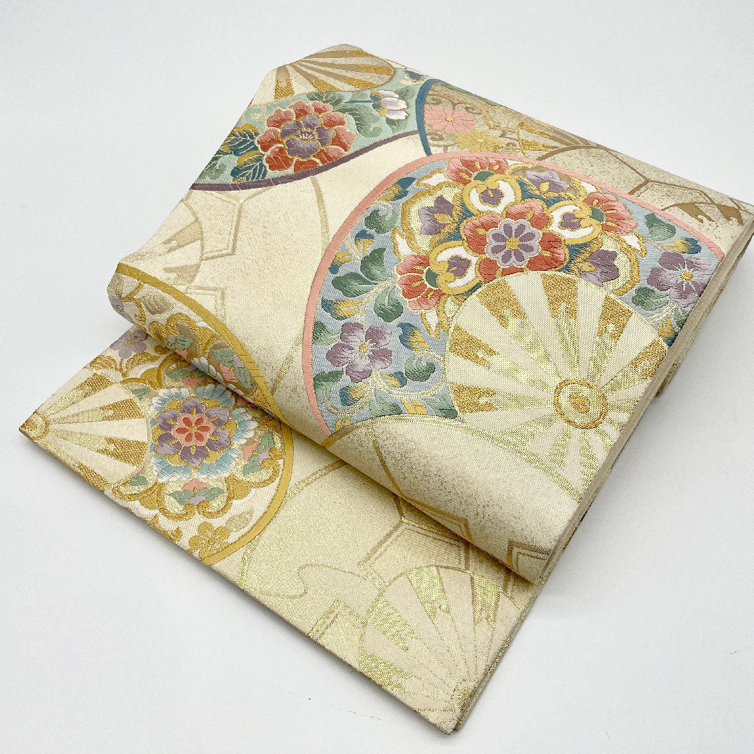 袋帯 本金箔 御車花詰華文 七宝 亀甲 帯丈436cm 正絹 Sランク 六通 フォーマル クリーム系 1123001082315