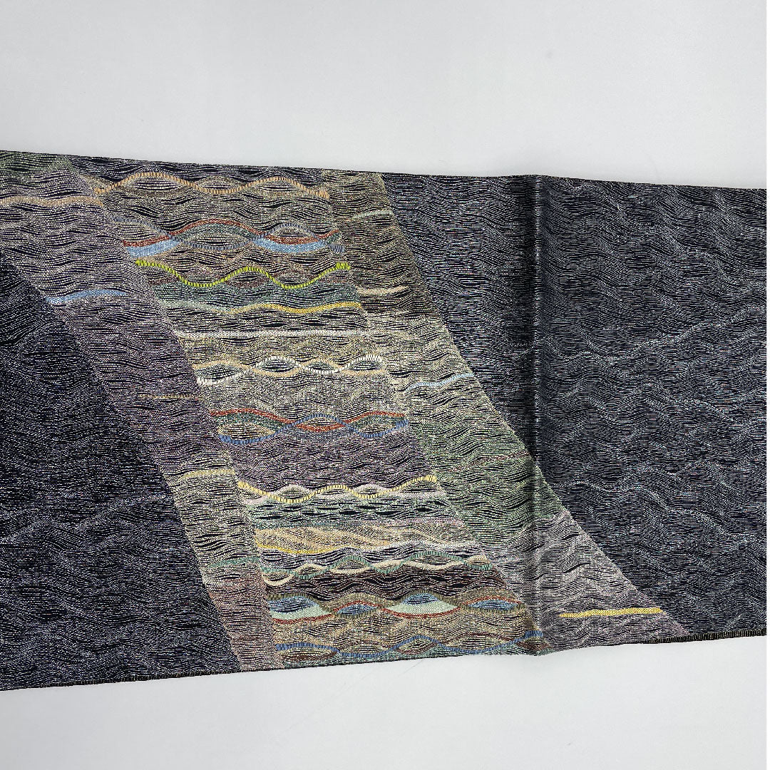 袋帯 幾何学模様 櫛織 全通 帯丈442cm 正絹 Sランク 全通 カジュアル 黒系 1123001072310