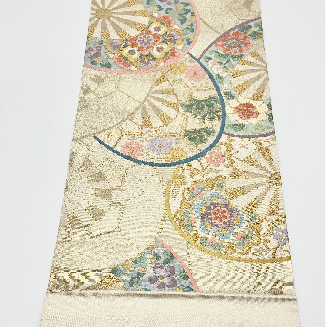 袋帯 本金箔 御車花詰華文 七宝 亀甲 帯丈436cm 正絹 Sランク 六通 フォーマル クリーム系 1123001082315