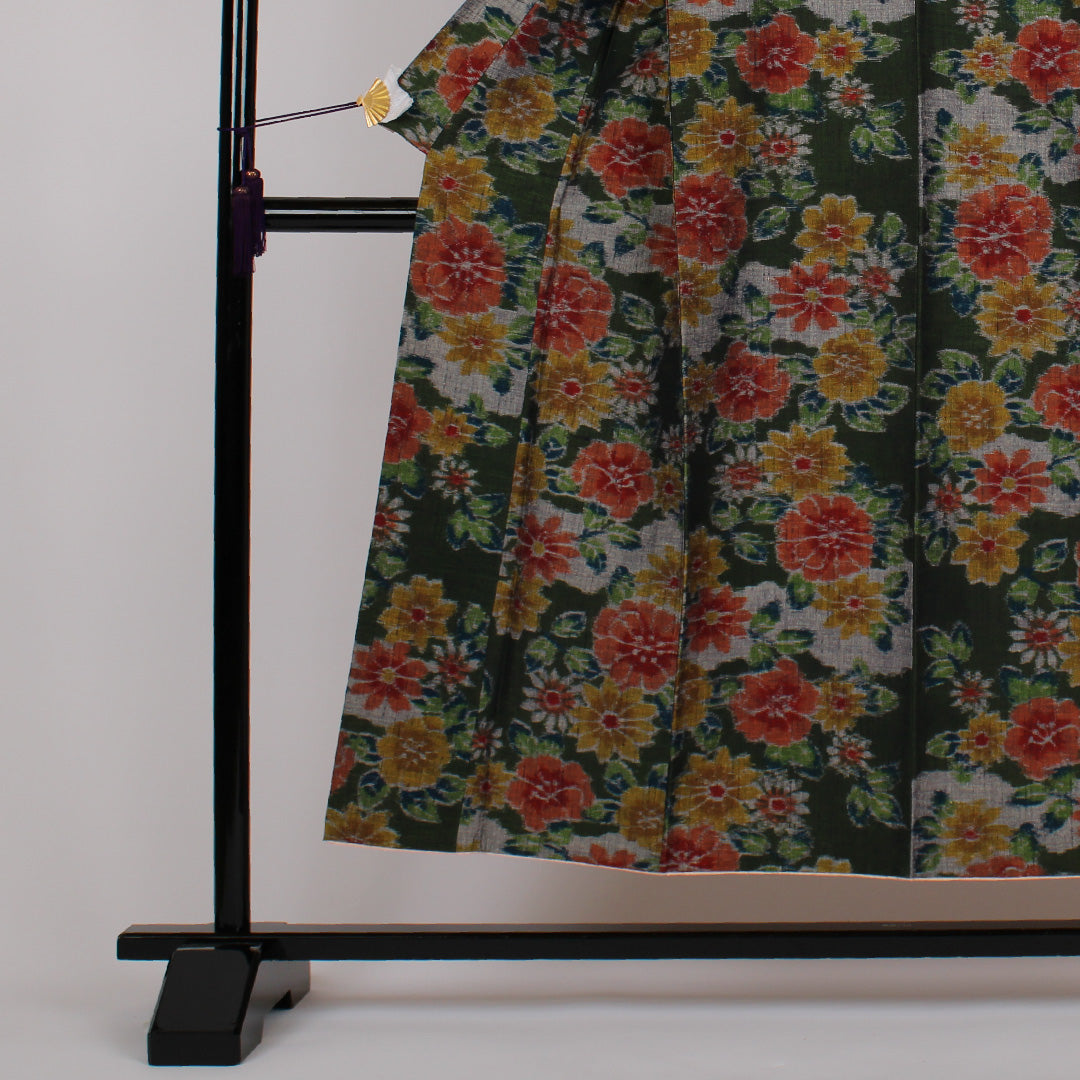 紬 身丈151.5cm 裄丈61.5cm 草花 正絹 美品 袷 濃緑 1116000153219