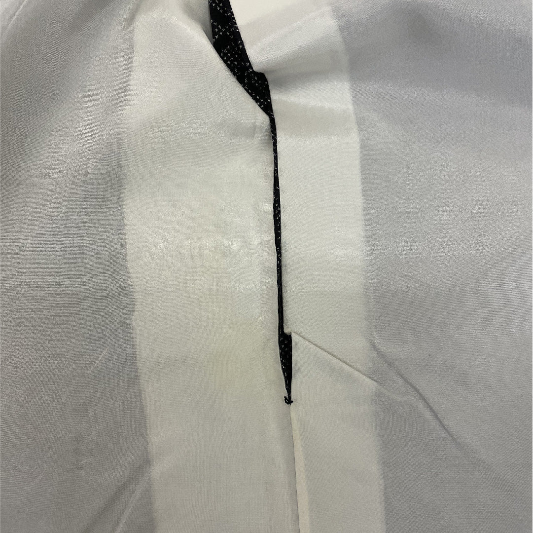 大島紬 身丈151.5cm 裄丈62.5cm 幾何学 正絹 美品 袷 黒 1116000253210